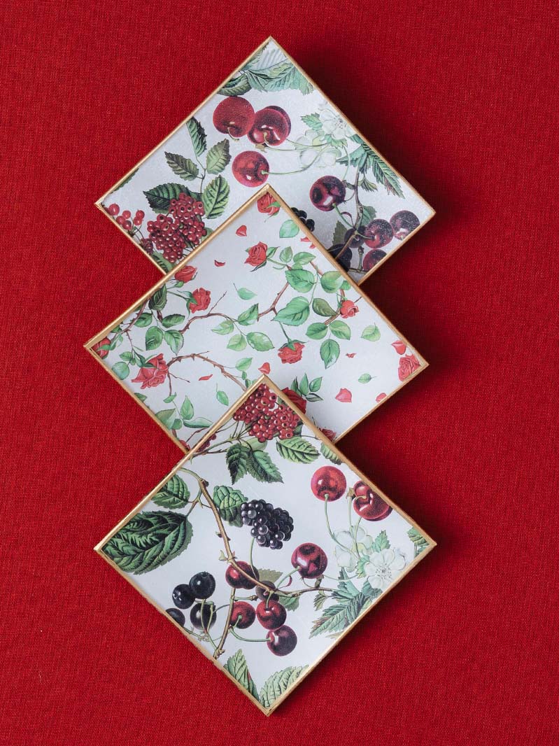 Plato Cuadrado 12x12cm Frutos Rojos